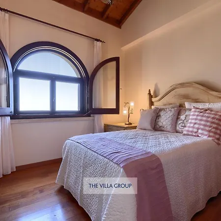 490420 Villa *