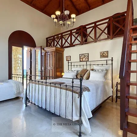 490420 Villa